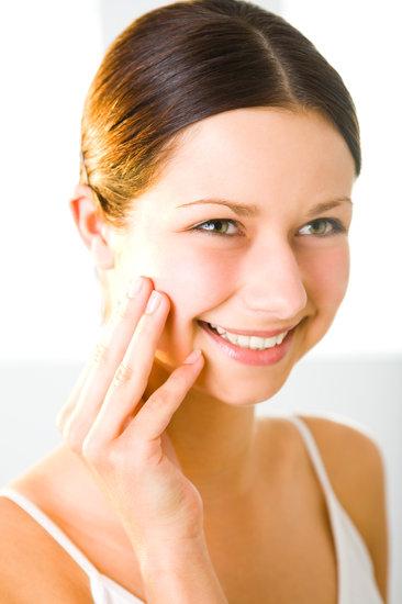 3 Myths That Keep Women From Getting High Quality Skin Whitening Creams